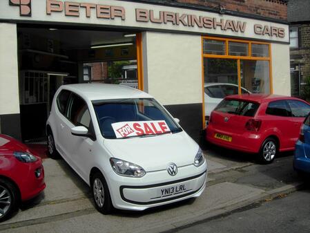 VOLKSWAGEN UP 1.0 Move up!