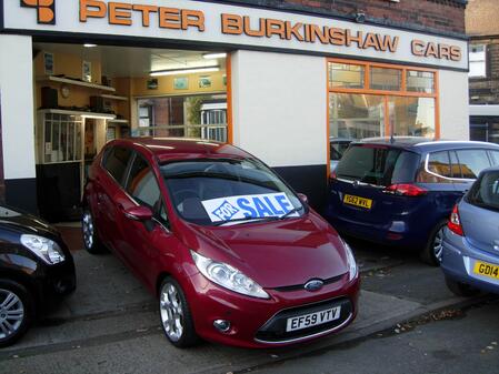 FORD FIESTA 1.6 Titanium